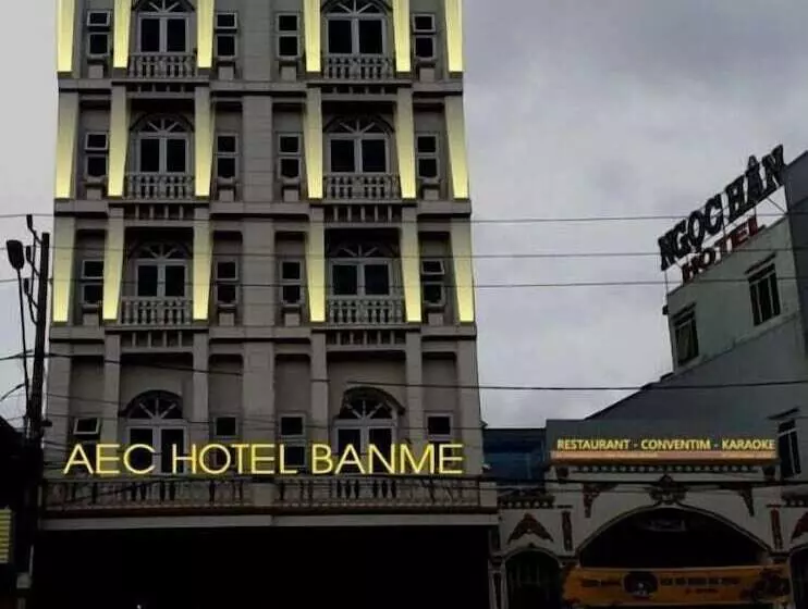 Aec Hotel Ban Me