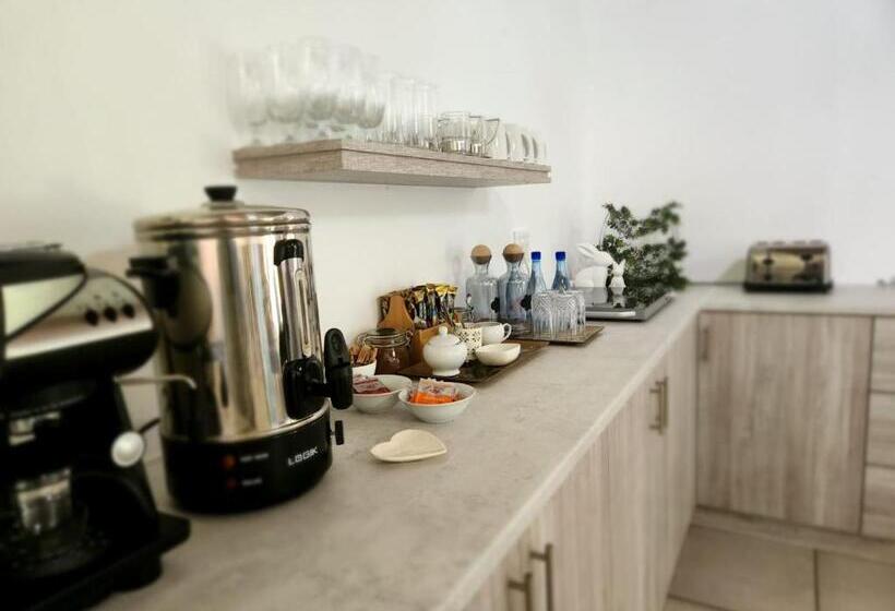 ベッドアンドブレックファースト Be My Guest