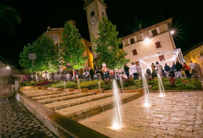 مبيت وإفطار Da Rosemarie