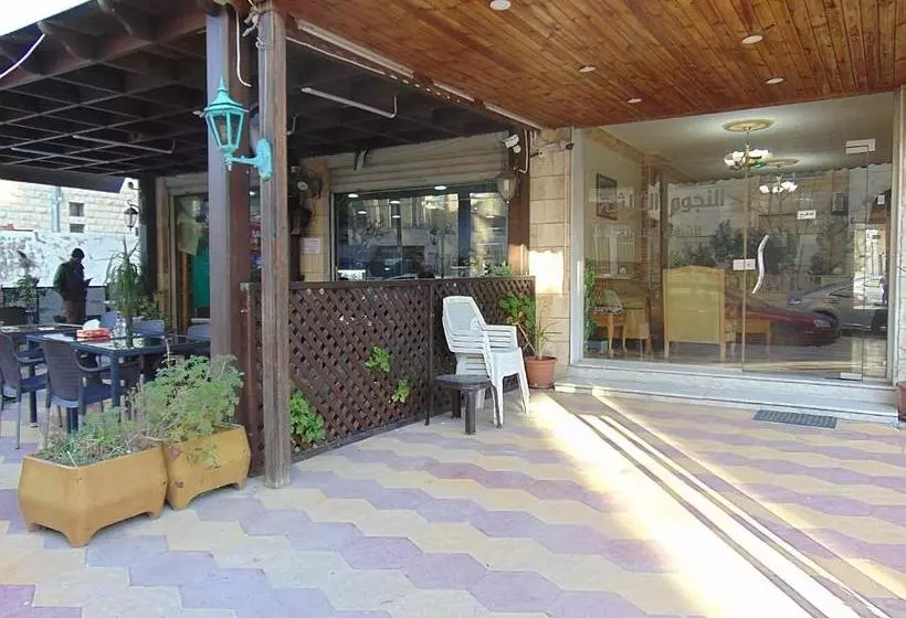 هتل Alnujoom  Suites