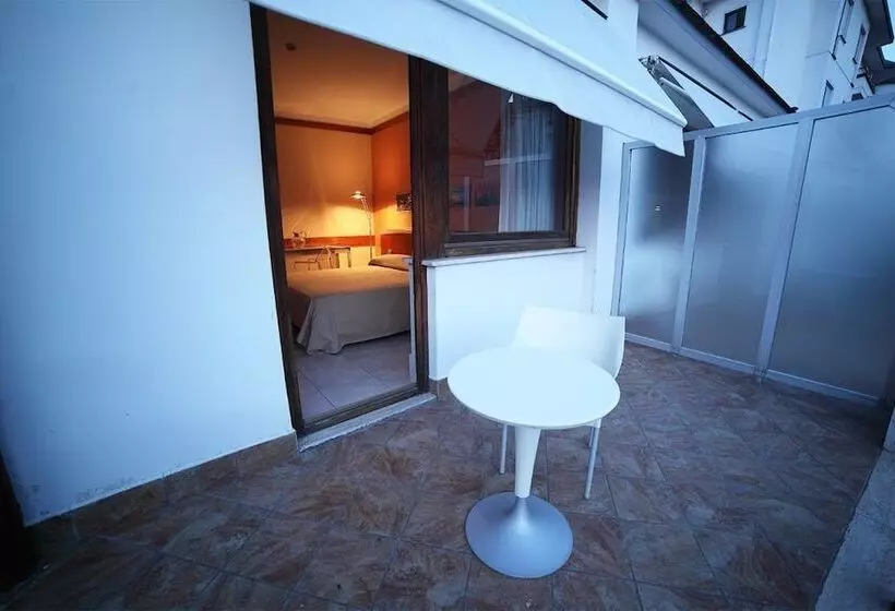 Hotelli Artemide