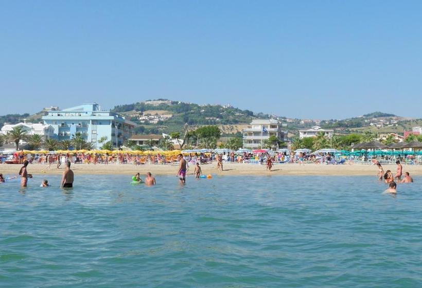 هتل International