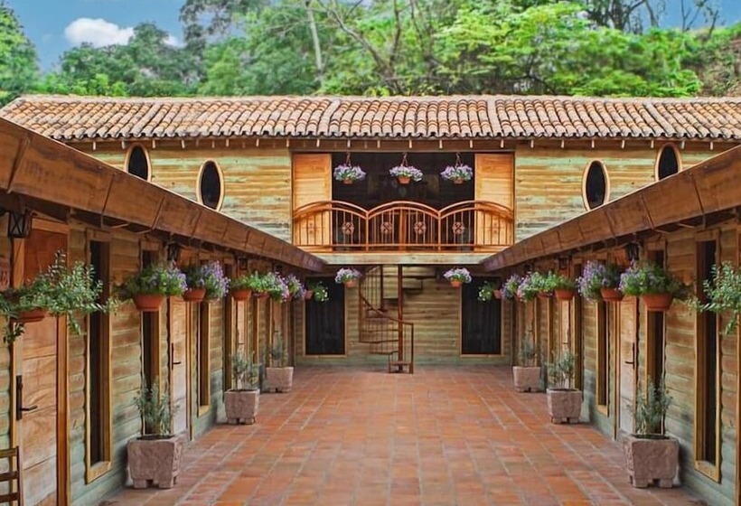 هتل Mayan Hills Resort