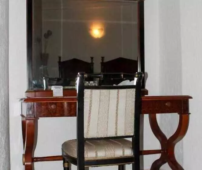 New Rivoli Hotel Benin