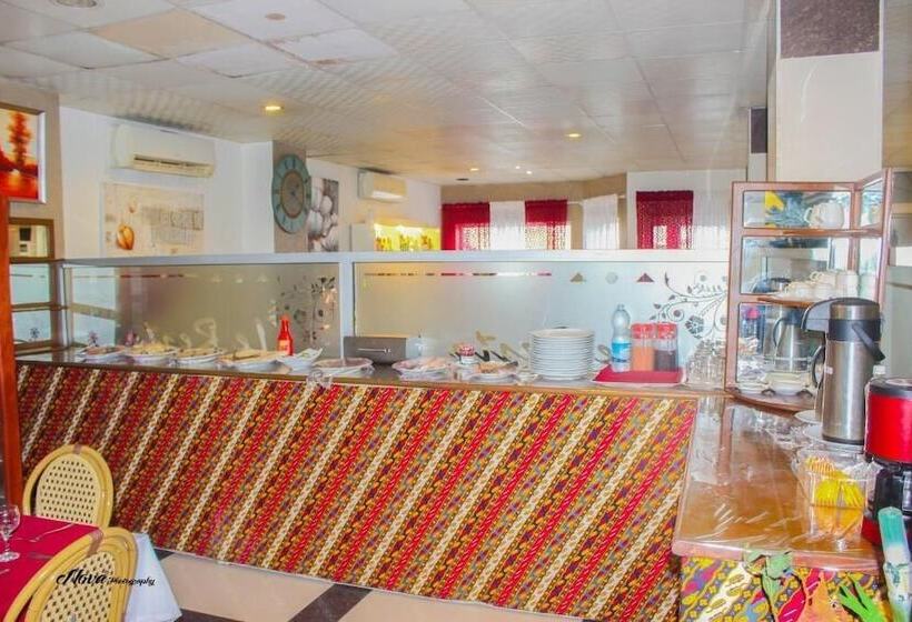 New Rivoli Hotel Benin