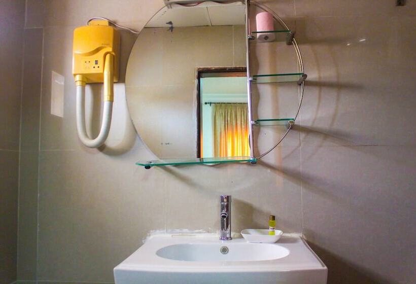 New Rivoli Hotel Benin