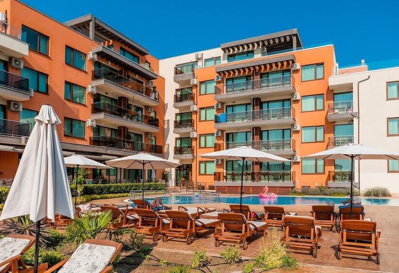 ホテル St. Panteleimon Beach