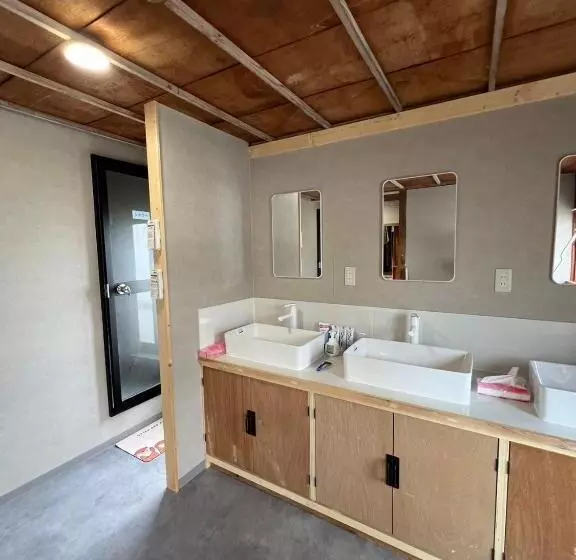 ユースホステル ラッコ ゲストハウス 海獭青旅 Sea Otter Guest House