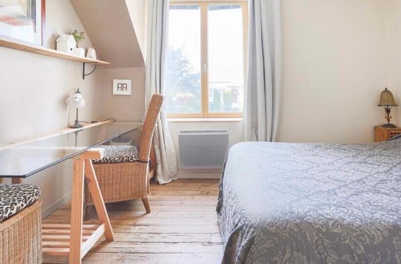 تختخواب و صبحانه Chambre De Charme Sur Le Gr 34 Et La Vélo Route Maritime