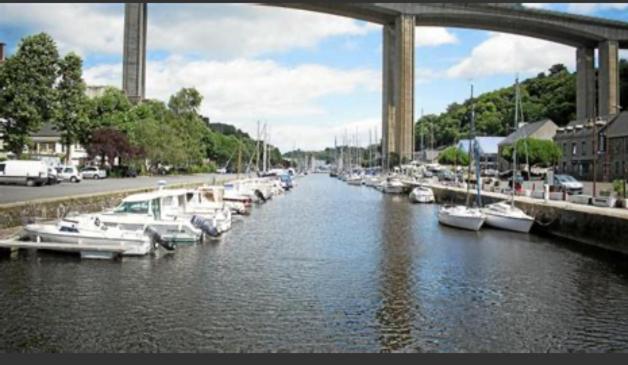 تختخواب و صبحانه Chambre De Charme Sur Le Gr 34 Et La Vélo Route Maritime