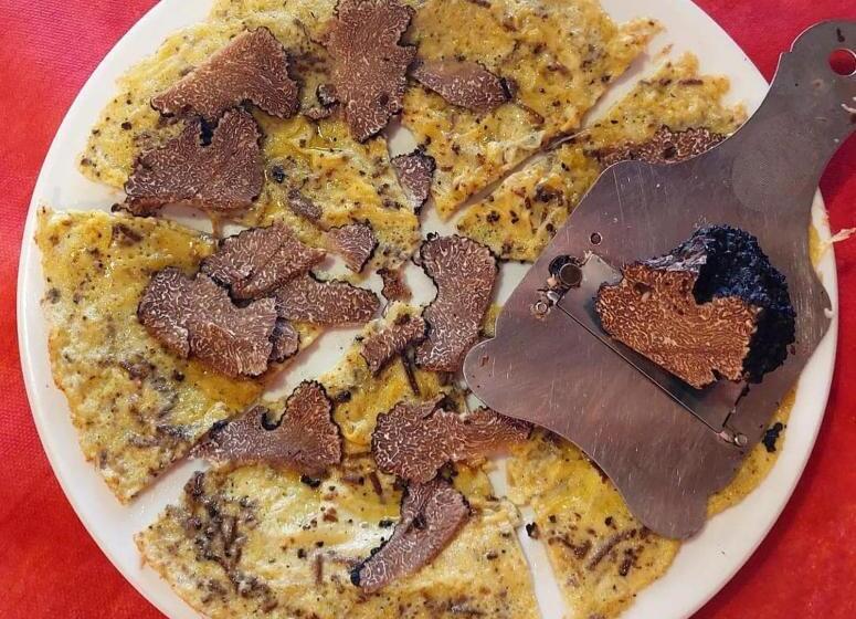 בית מלון כפרי Agriturismo Roccamaia