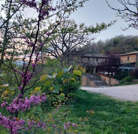 בית מלון כפרי Agriturismo Roccamaia