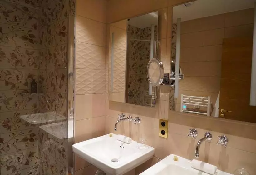 Hotelli La Borie D Hélipse