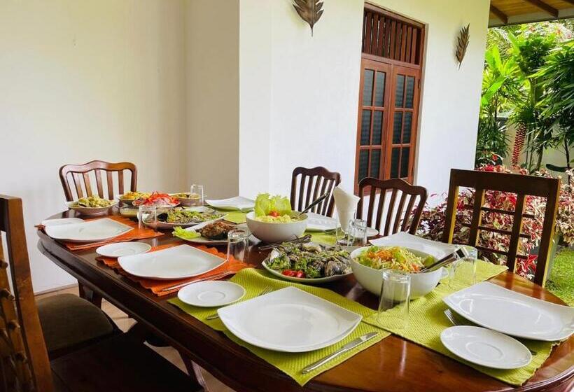 호텔 Paradise Stays Bentota