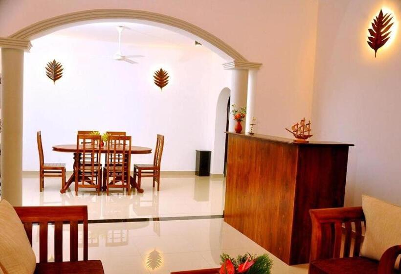 호텔 Paradise Stays Bentota