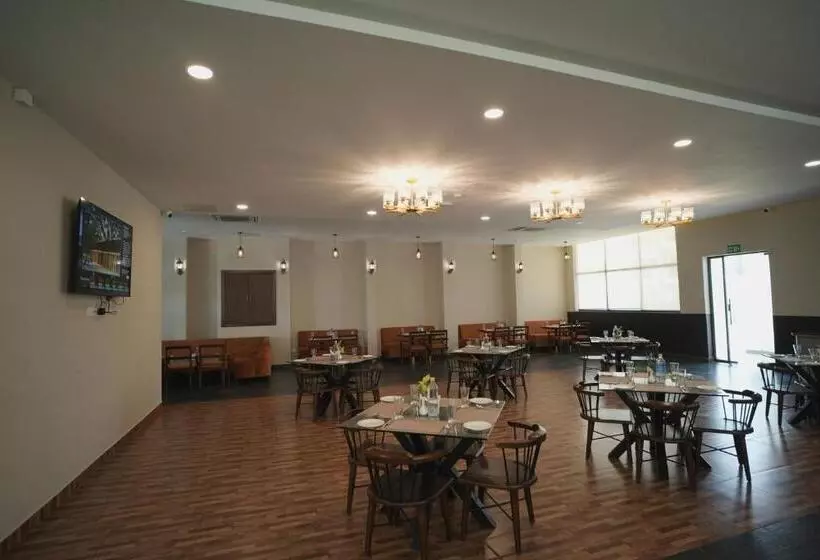 Hotelli Tdi Club Retreat Sector 110