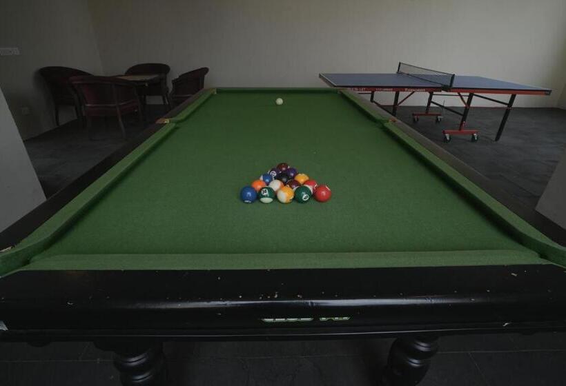 Hotel Tdi Club Retreat Sector 110