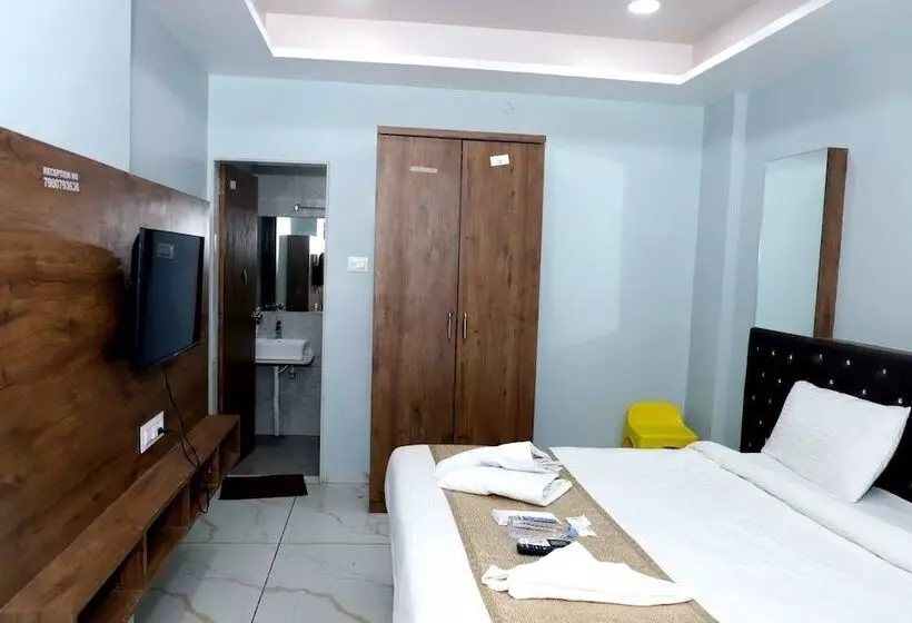 Hotelli Twarita Executive Lodge