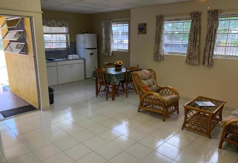 مُتل Fun In The Sun Apartments