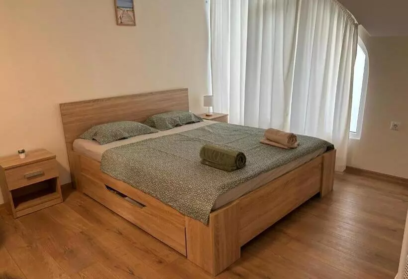 ペンション студио за гости при нана