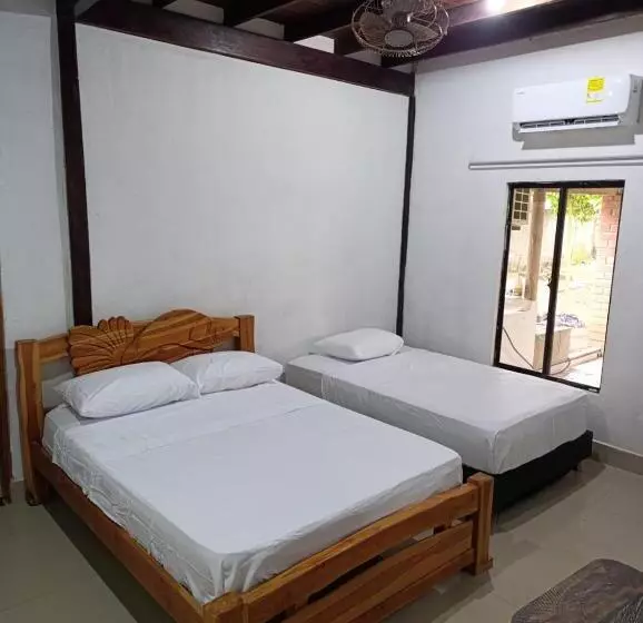 Majatalo Brisa Y Mar