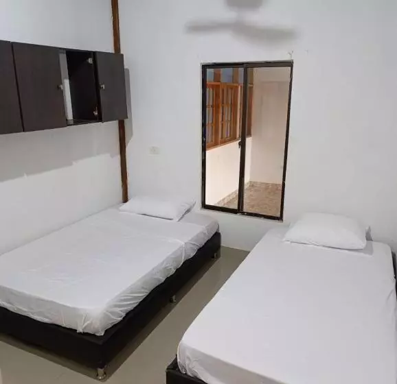 Majatalo Brisa Y Mar