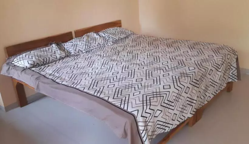 Majatalo Gurukurpa Bhakt Nivas