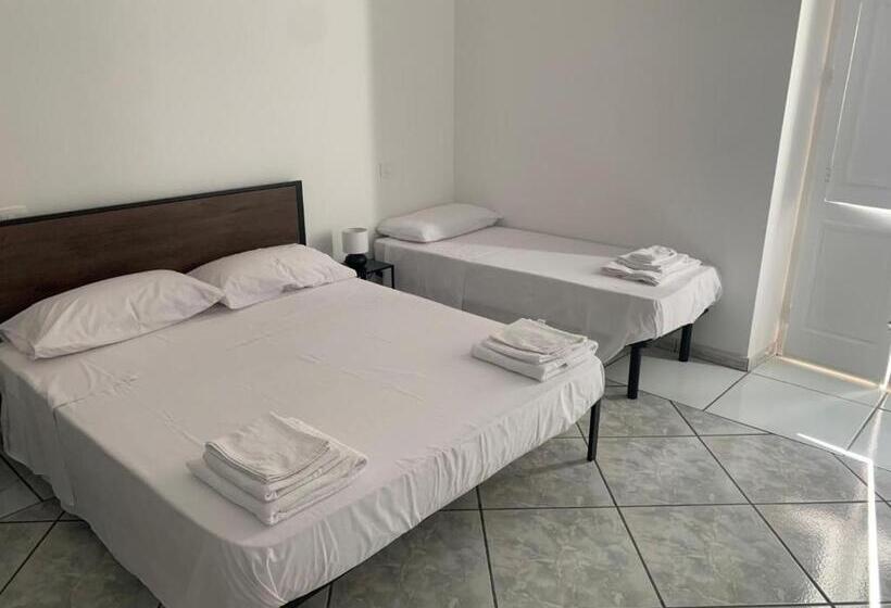 پانسیون La Via Maestra