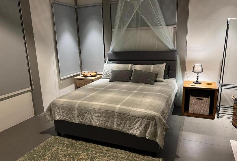 פנסיון Liontree Villa