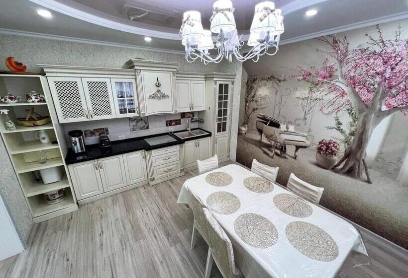 پانسیون Nur Guest House