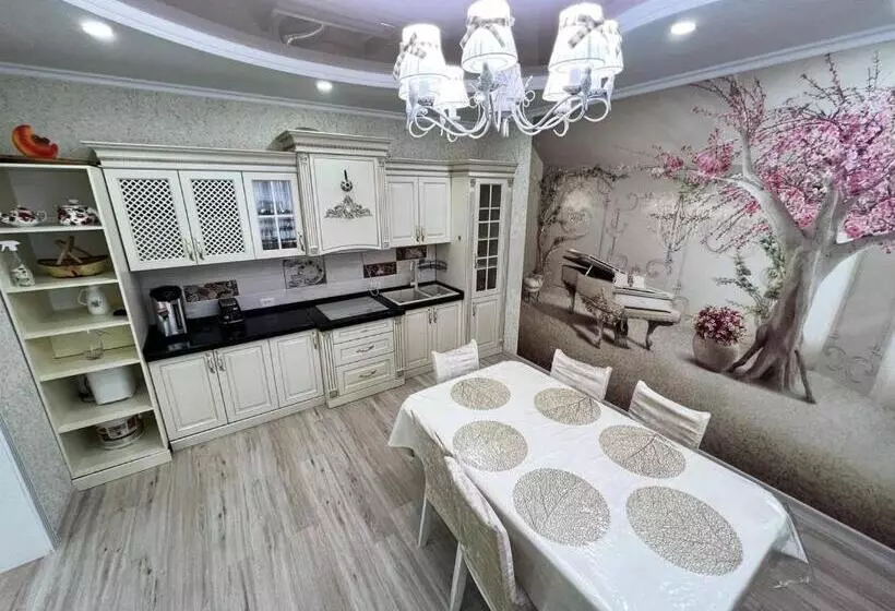 پانسیون Nur Guest House