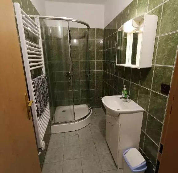 Majatalo Penzion Dajan