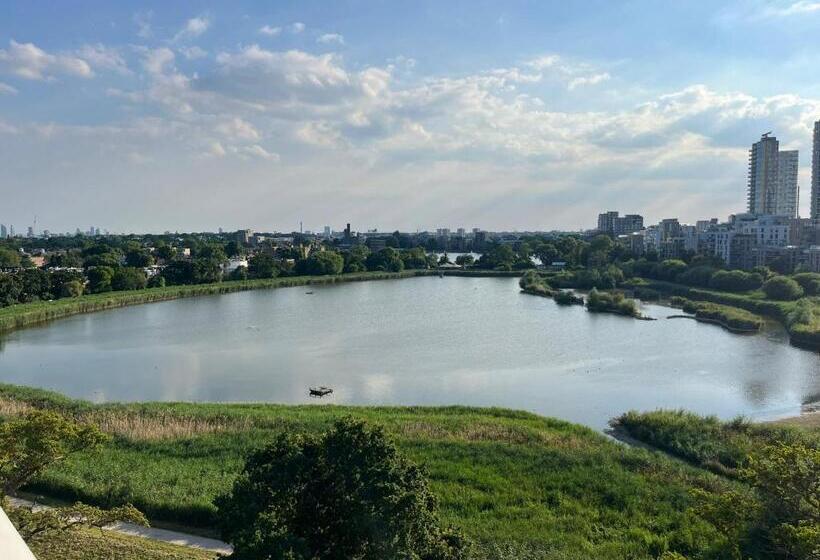ペンション Deluxe Room With Lovely Lake View