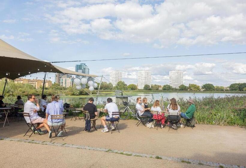 ペンション Deluxe Room With Lovely Lake View