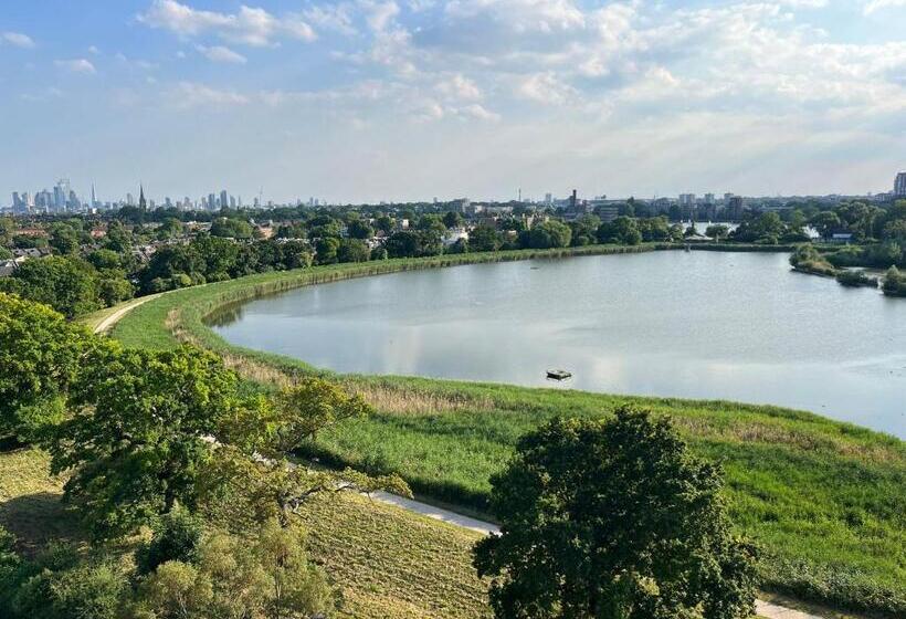 ペンション Deluxe Room With Lovely Lake View