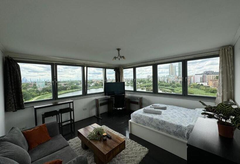 ペンション Deluxe Room With Lovely Lake View