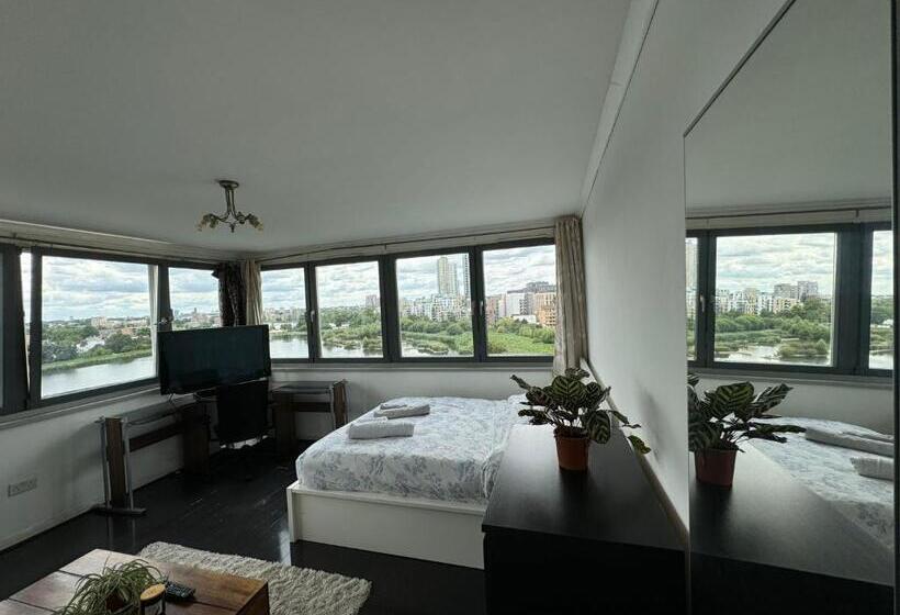 ペンション Deluxe Room With Lovely Lake View