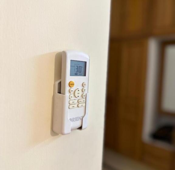 پانسیون Royal Palace