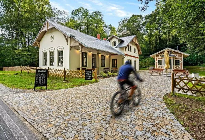 Retkeilymaja Výletní Restaurace Rudolfov