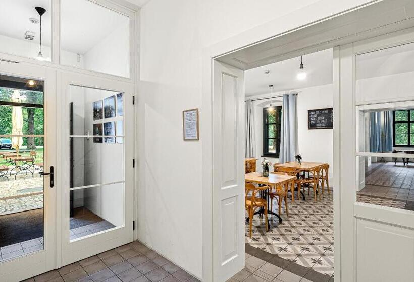 Retkeilymaja Výletní Restaurace Rudolfov