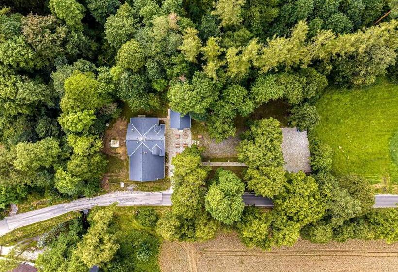 Retkeilymaja Výletní Restaurace Rudolfov