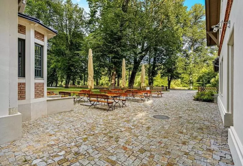 Retkeilymaja Výletní Restaurace Rudolfov