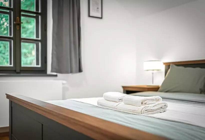 Retkeilymaja Výletní Restaurace Rudolfov