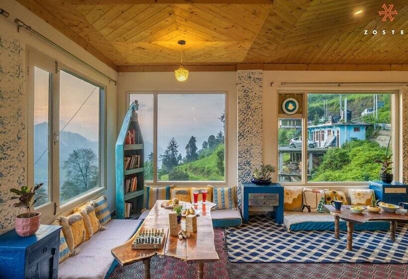 הוסטל Zostel Shoja, Jibhi