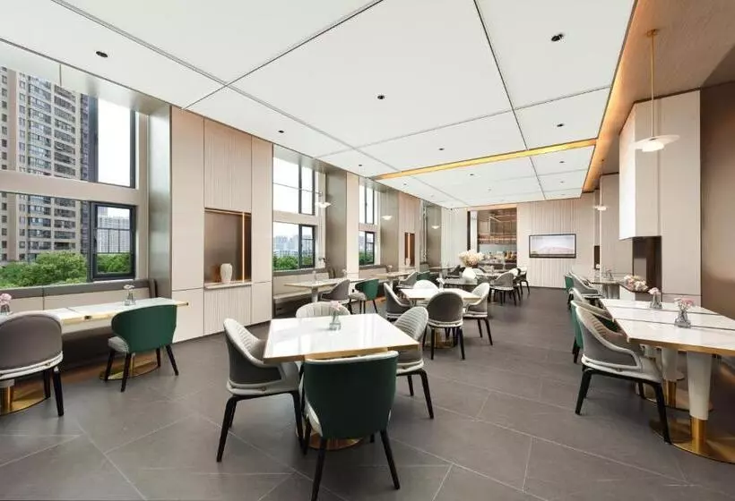 Atour Hotel Changsha South Station Guitang Metro Station