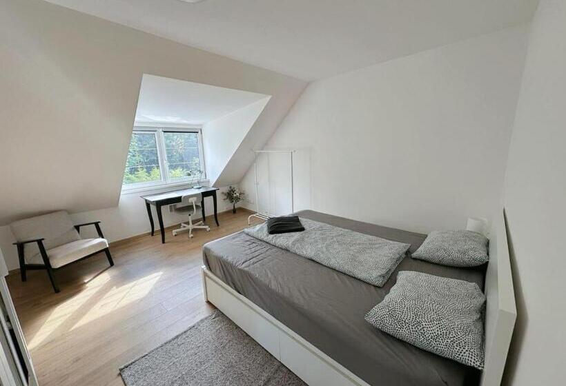 تختخواب و صبحانه Biomade