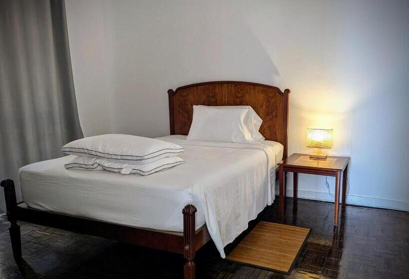 تختخواب و صبحانه Casa Estrela Sea & Art Guesthouse