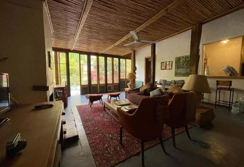 Aamiaismajoitus (B&B) Casa Gabriela, Monte Grande ,valle De Elqui