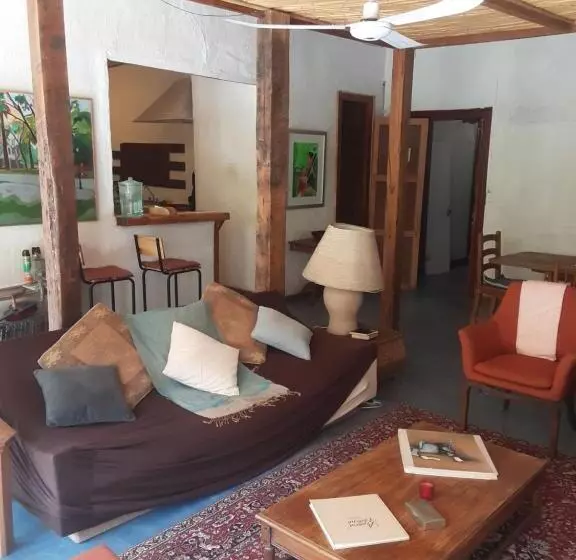 Aamiaismajoitus (B&B) Casa Gabriela, Monte Grande ,valle De Elqui