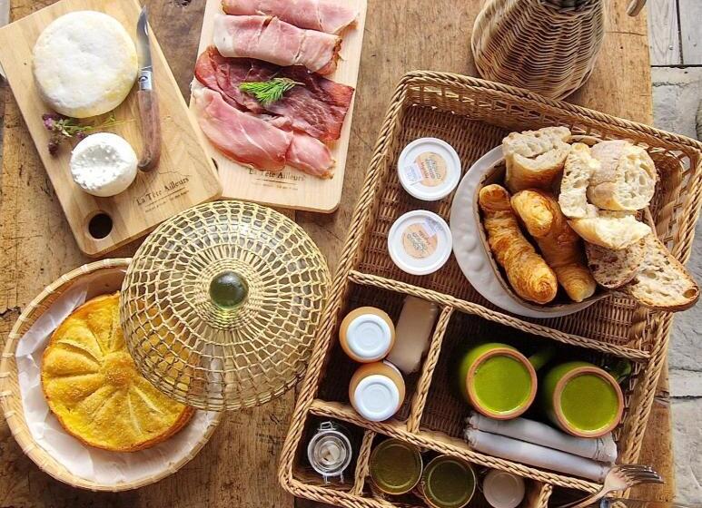 ベッドアンドブレックファースト La Tête Ailleurs